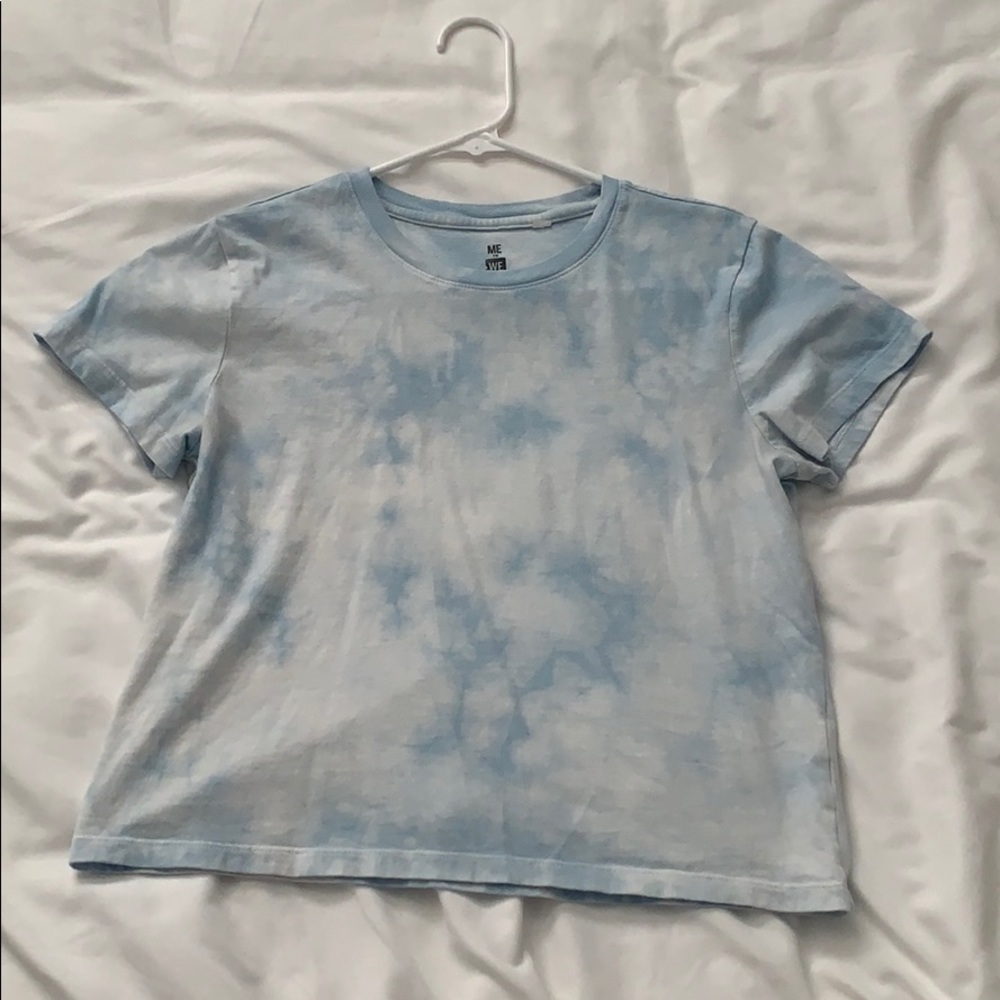 Blue white tie dye tee